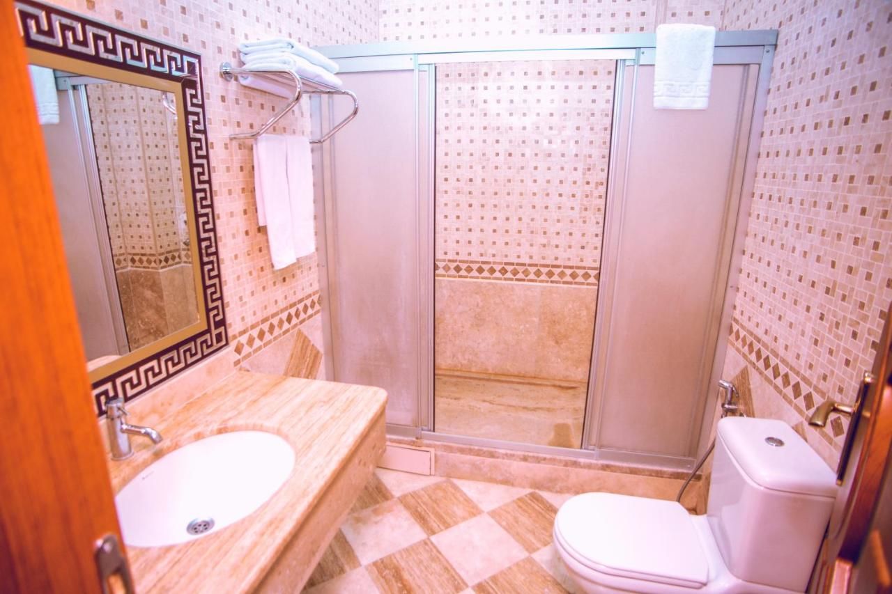Отель Grand Nakhchivan Hotel Нахичевань-17
