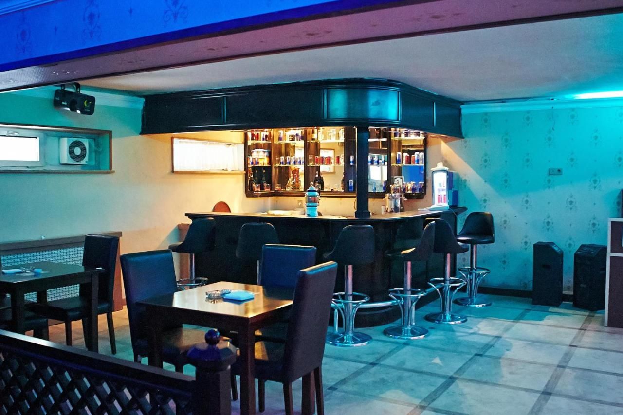 Отель Grand Nakhchivan Hotel Нахичевань-36