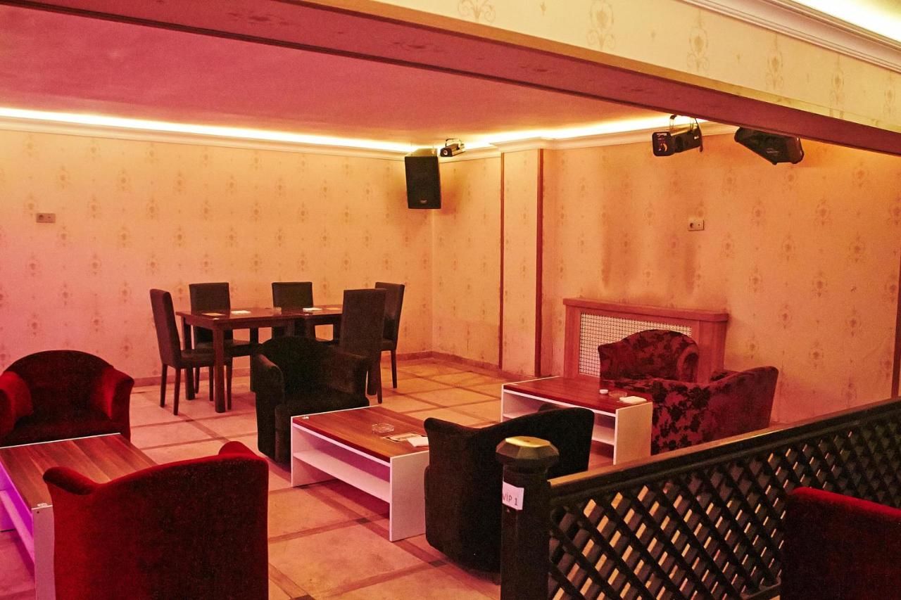 Отель Grand Nakhchivan Hotel Нахичевань-38