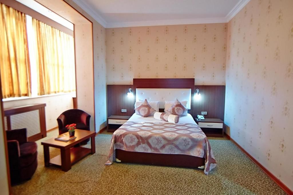Отель Grand Nakhchivan Hotel Нахичевань-52