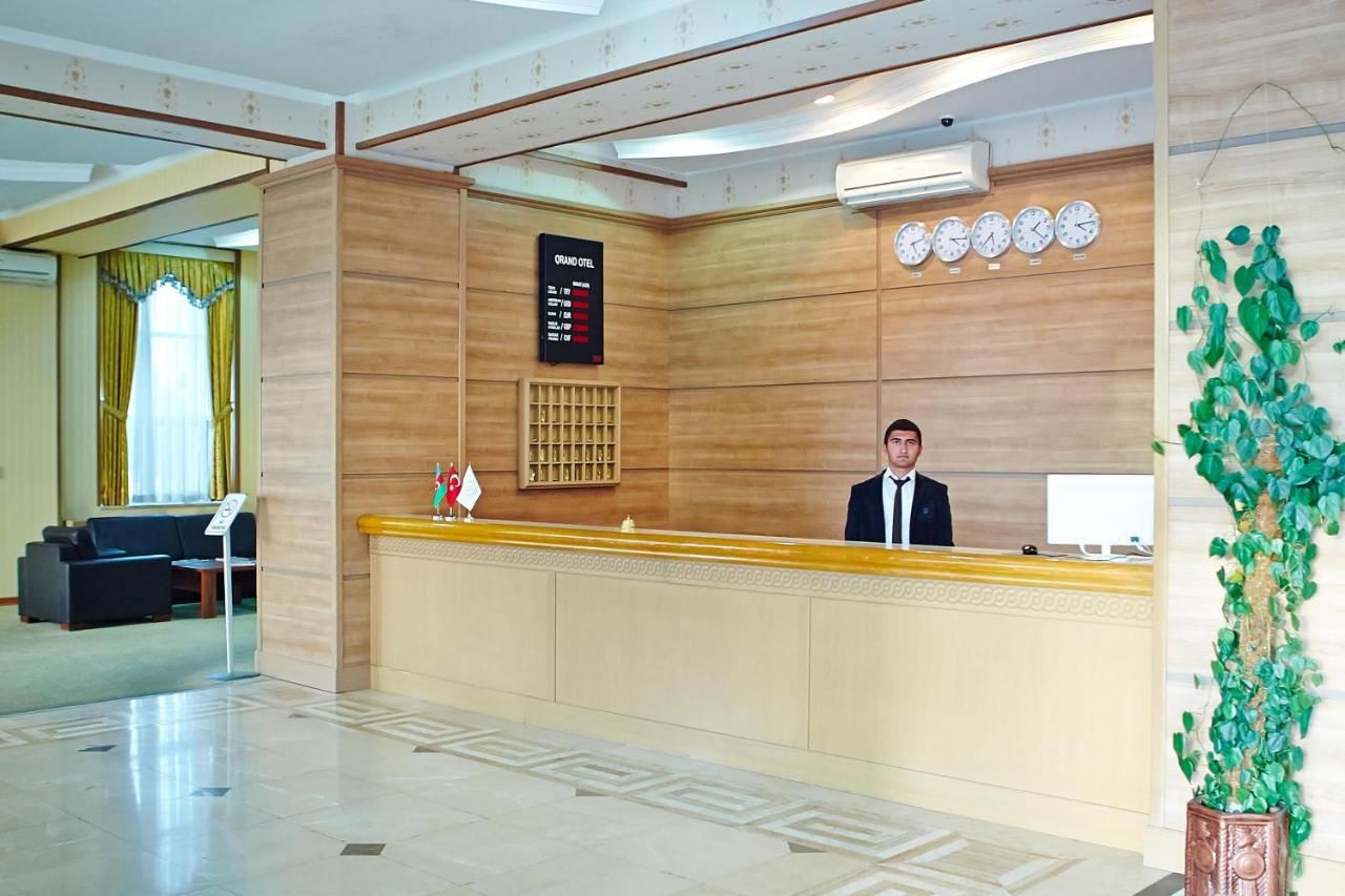 Отель Grand Nakhchivan Hotel Нахичевань-8